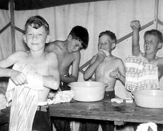 Ablute Martin Greenbank, Derek Bull, Paul Kuntur, Terry Watkins