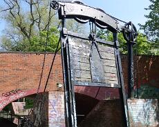 DSC00746 The stop lock at Kings Norton