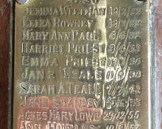 P1000897 Plaque from memorial candlestick