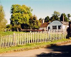 P1052B-4 Canal cottage Lowsonford