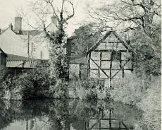 Shrewley03_0080 Hatton Vicarage and pond (now filled in)