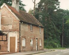 Beardsmore17 Old Punch Bowl during renovation in 1992. Subsequently destroyed by fire and rebuilt further back from the road