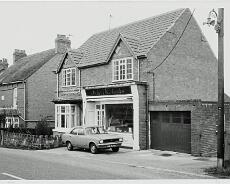 JoyW_0024 Cocks' butchers shop just over the canal from the Navigation