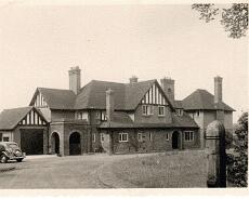 img20211207_0085 The Bell House 1951