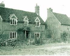 img20211208_0094 The double-fronted cottage is the former Bell Inn coaching inn