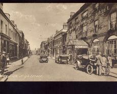 p10b2827p1 Warwick High Street