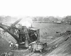 GMPerkins1 Steam Navvy at work at Crocketts Farm, north of Henley in Arden during construction of the GWR North Warwickshire line in 1906. Photo by GM Perkins