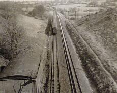 P1040A-1 View towards Hatton from bridge carrying Rowington to Lowsonford footpath May 1961 © Richard King